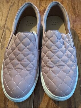 Quilted Slip-On Sneakers in Dusty Pink
